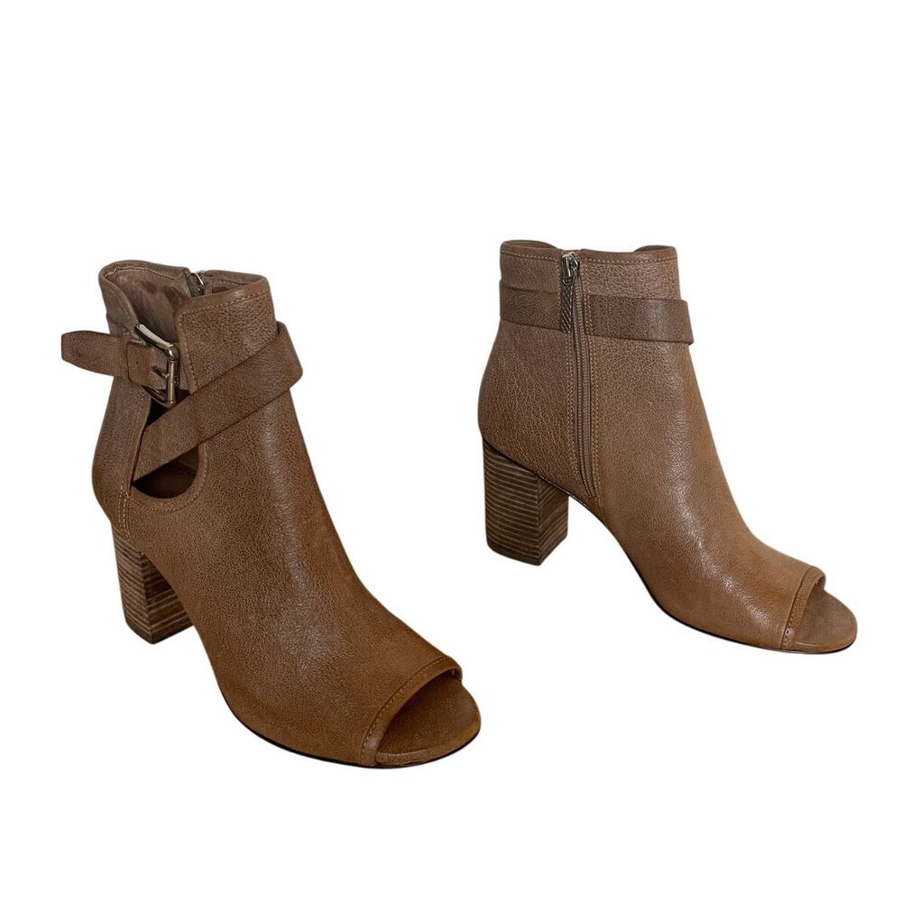 Donald Pliner Greco Brown Leather Peep Toe Booties Sz 7 Stacked Block Heel Boho